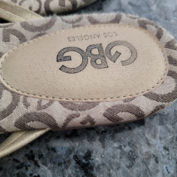 GUESS gold  flipflop - Picture 5 of 6